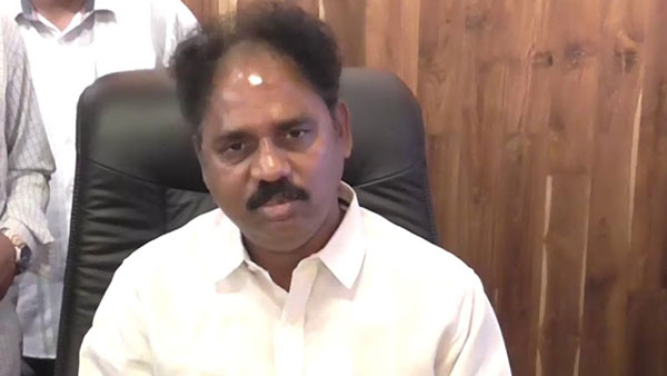 సాయిరెడ్డి అండతో సీతంరాజు.. వాసుపల్లి అసహనం