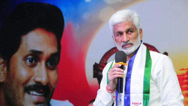 ఒంటరిగా వెళ్లలేని పరిస్థితి బాబుది