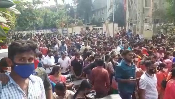 Chalo Raj Bhavan by student unions created tensions: Section 144 imposed; ongoing arrests Chalo Raj Bhavan by student unions created tensions: Section 144 imposed; ongoing arrests