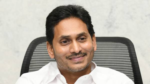అమరావతి, వైజాగ్ రాజధానులపై ఆదేశాలు