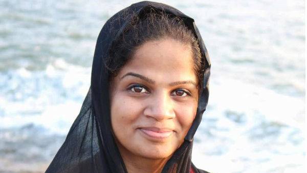 డాక్టర్ ఆత్మహత్యకు ఆమె భర్త కారణం