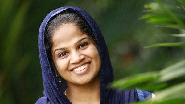 కుటుంబ సభ్యుల ఆలోచన వేరు