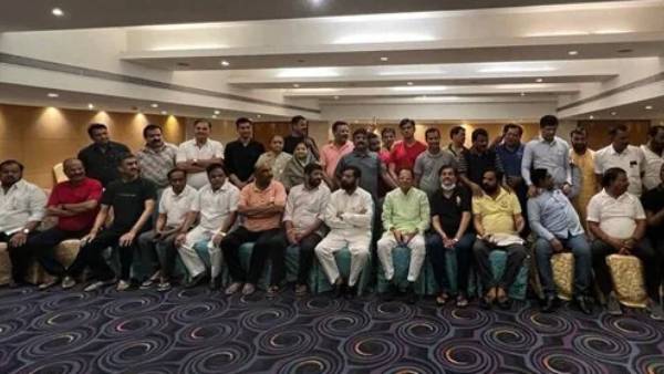 రాడిసన్ బ్లూ లగ్జరీ హోటల్లో శివసేన రెబల్ ఎమ్మెల్యేలు