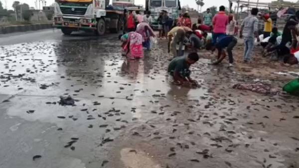 నిమిషాల్లో ఖాళీ
