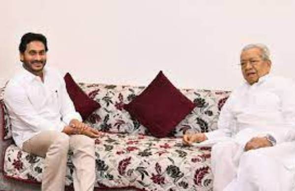 గవర్నర్కు వివరణ