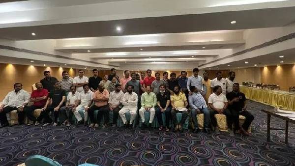 ఊపిరిపీల్చుకున్న రెబల్ ఎమ్మెల్యేలు
