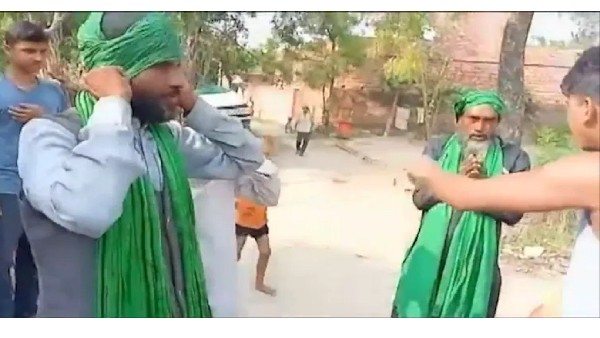 Three Muslim fakirs do sit ups and chanted Jai Sriram slogans; Shocking incident in UP Three Muslim fakirs do sit ups and chanted Jai Sriram slogans; Shocking incident in UP