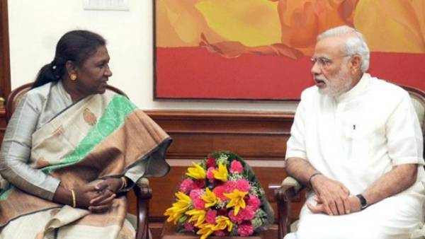 ఇద్దరు ప్రముఖులు ఒకే రోజున