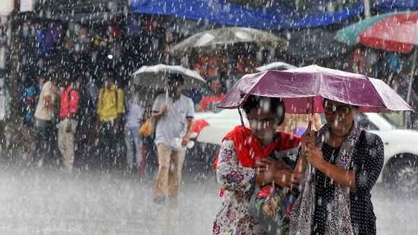 weather alert: next four days rains in telangana districts weather alert: next four days rains in telangana districts
