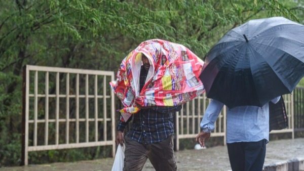 Weather: normal to heavy rains in andhra pradesh districts Weather: normal to heavy rains in andhra pradesh districts