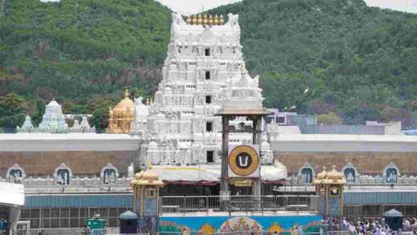 టీఎస్ ఆర్టీసీలో తిరుమల వెళ్తే 300 రూపాయల దర్శనం టోకెన్లు కూడా