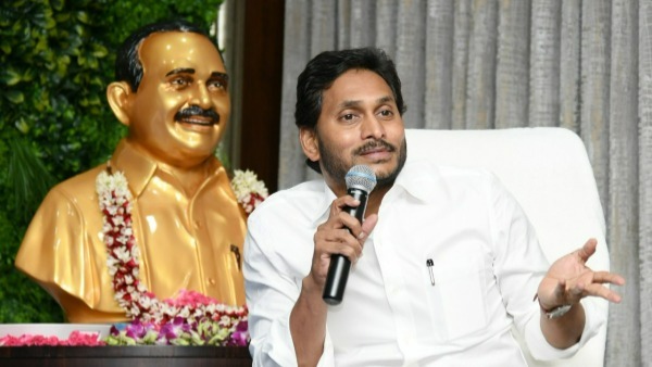 8 నెలల్లో తలరాతలు తేలిపోతాయన్న జోగి రమేష్