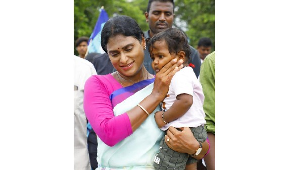కెసీఆర్ పాలనలో స్కూళ్ళు, యూనివర్సిటీల పరిస్థితి అధ్వాన్నం