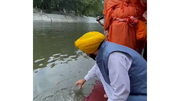 Punjab CM Bhagwant Mann was admitted to a hospital in Delhi after he suffers stomach ache. Punjab CM Bhagwant Mann was admitted to a hospital in Delhi after he suffers stomach ache.