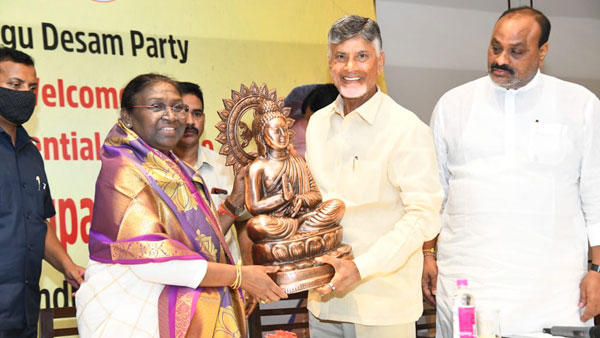ముర్ముకు జగన్, చంద్రబాబు మద్దతు