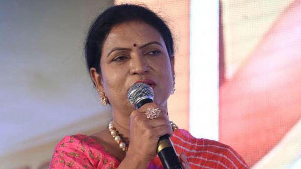వర్షాలపై జనం ఫోకస్ చెయ్యకుండా దృష్టి మళ్ళించటం కోసమే ప్రెస్ మీట్లు
