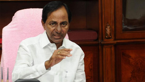 ఒకే సమయంలో..పర్యటనలు