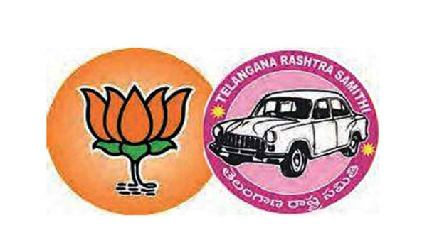 చేజేతులా పార్టీని దిగజారుస్తున్న నేతలు?