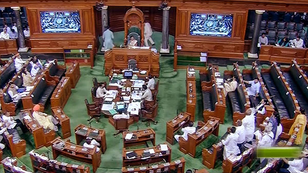 Parliament Day 9 : rastrapatni comments row-bjp versus congress-mps suspension continues Parliament Day 9 : rastrapatni comments row-bjp versus congress-mps suspension continues