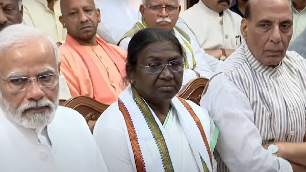 ద్రౌపదీ ముర్మును దమ్ముంటే ఓడించాలన్న బీజేపీ తెలంగాణా రథ సారధి