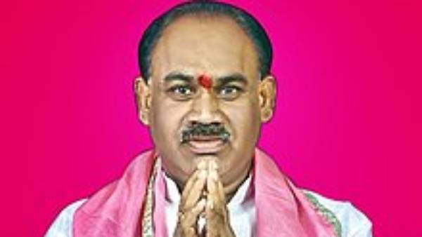  మునుగోడు టీఆర్ఎస్ అభ్యర్థిగా కూసుకుంట్ల ప్రభాకర్ రెడ్డి?: రేపు కేసీఆర్ ప్రకటించే ఛాన్స్