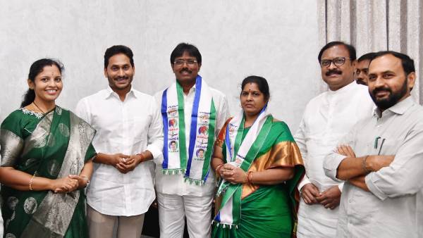 గంజి చేరికతో వైసీపీలో..