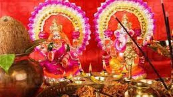 అమ్మవారి పూజ వేళ ఇలా చెయ్యండి..