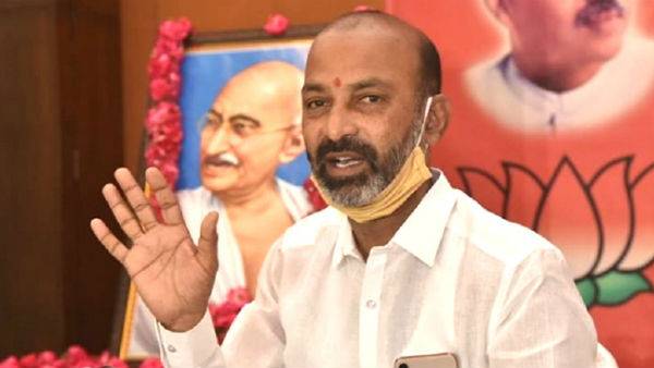 తగ్గేదే లే.!ఇక పట్టణంలో కాస్కో.!త్వరలో మ‌ల్కాజిగిరి నుండి బండి సంజయ్ నాలుగో విడ‌త ప్రజాసంగ్రామం.!