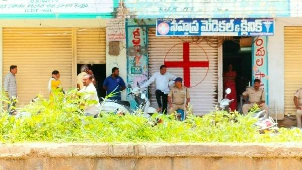 టీఆర్ఎస్ ఆదేశాలతోనే పోలీసులు షాపులు మూసివేత... మండిపడ్డ బీజేపీ
