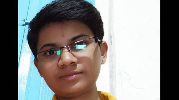  SI scam: తప్పించుకుని తిరిగేసి సెంచురీ చేసిన మేడమ్, సీఐడీకి చిక్కిన ఫస్ట్ ర్యాంక్ రచనా !