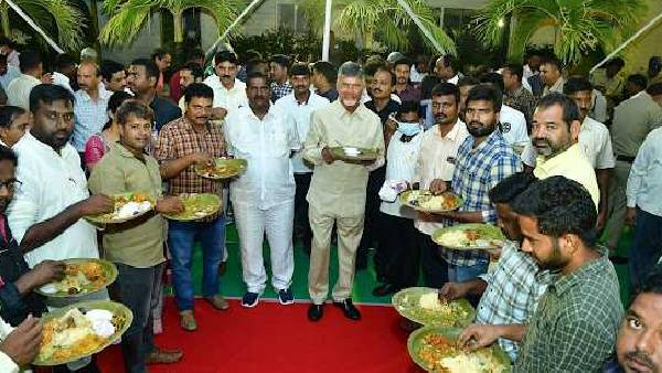 Sweet Memories: TDP Chief Chandrababu seen in a different role, hosts dinner party to his staff Sweet Memories: TDP Chief Chandrababu seen in a different role, hosts dinner party to his staff