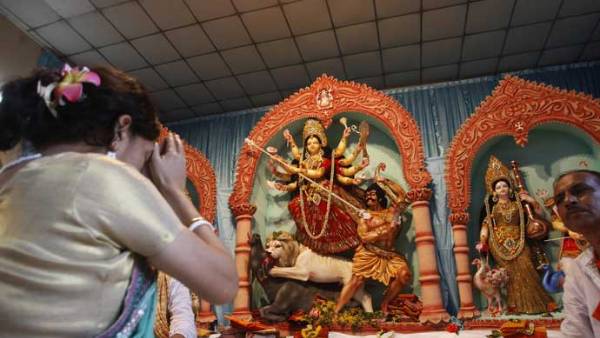 Why do one worship idols, what benefits he or she-reason here Why do one worship idols, what benefits he or she-reason here