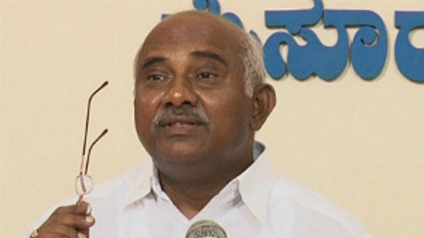 నీకు సిగ్గుంటే..: హోం మంత్రిపై సొంత పార్టీ ఎమ్మెల్సీ నిప్పులు 