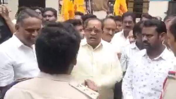 Ramachandrapuram DSP gave a warning to Mandapeta TDP leader after he insult Kadapa people Ramachandrapuram DSP gave a warning to Mandapeta TDP leader after he insult Kadapa people