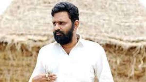 చీకోటితో మా పేర్లు చెప్పమని ఒత్తిడి