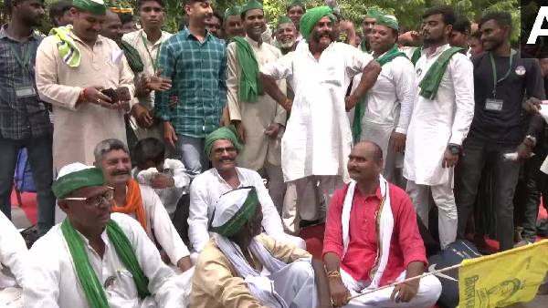 ఢిల్లీలో మళ్లీ రైతుల పోరాటం-కేంద్రమంత్రి అరెస్టు కోరుతూ- సరిహద్దుల్లో నిర్బంధం