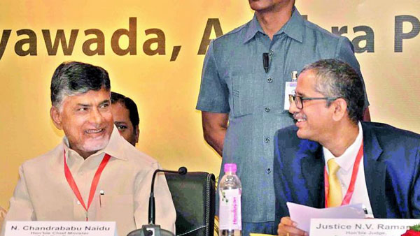  సీజేఐ ఎన్వీ రమణతో చంద్రబాబు భేటీ - మూడేళ్ల తరువాత..!!