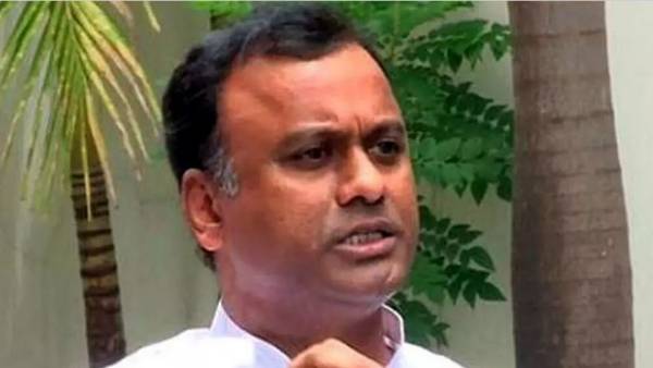 రాజగోపాల్ సమర్ధతకు పరీక్షగా