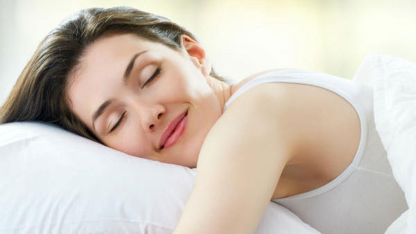 vastu tips: రాత్రి పడుకునే ముందు ఈ చిట్కాలు పాటించండి.. ఐశ్వర్యవంతులు అవ్వటం ఖాయం!!