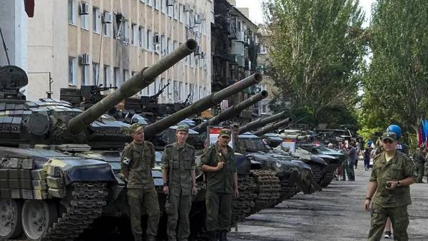 ఉక్రెయిన్ కు అమెరికా భారీ ఆయుధ సాయం: 3 బిలియన్ డాలర్లు త్వరలోనే