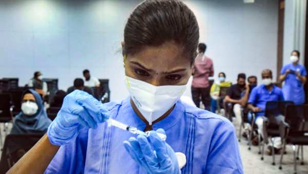 ప్రభుత్వం వైపు అభ్యర్ధుల నిరీక్షణ