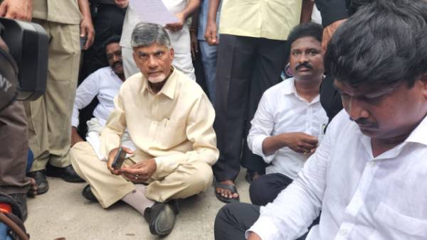 జగనా ? పెద్దిరెడ్డా ? కుప్పానికి ఎవరొస్తారో రమ్మని చంద్రబాబు సవాల్-అన్న క్యాంటీన్ ధ్వంసంపై ఫైర్