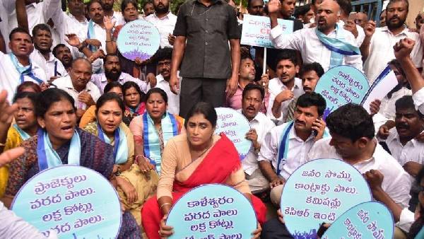 ఒక్కరికే 80శాతం ప్రాజెక్టులు కట్టబెట్టడం దేశంలోనే ఎక్కడా లేదు