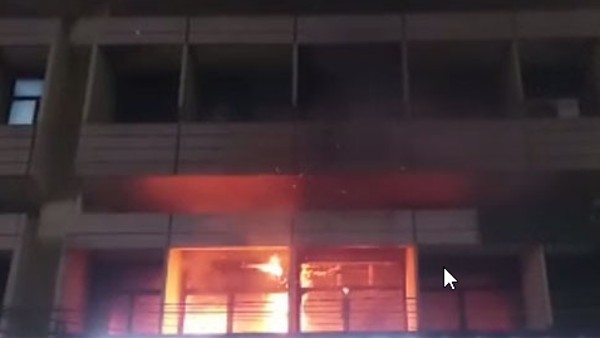 సీఎం నివాసం ప్రగతిభవన్ సమీపంలోని భవనంలో భారీ అగ్ని ప్రమాదం