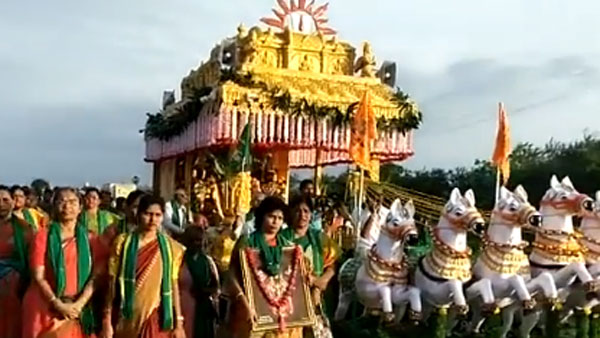 కృష్ణా జిల్లాలోకి ప్ర‌వేశించిన పాద‌యాత్ర‌