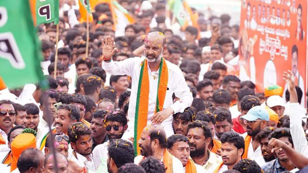 బండి సంజయ్ నాల్గవవిడత పాదయాత్ర: 10రోజులపాటు 9అసెంబ్లీ నియోజకవర్గాల మీదుగా.. షెడ్యూల్ ఇదే!! 