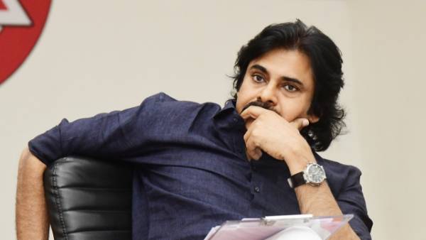 బీజేపీ రాజకీయం తెలియకుండా ఇరుక్కుపోయిన పవన్ కల్యాణ్..?