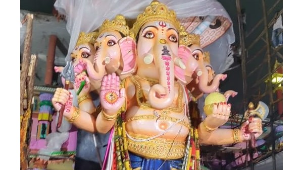 బైబై గణేషా - శోభా యాత్ర ఇలా : ట్రాఫిక్ మళ్లింపు - అర్ద్రరాత్రి వరకు మెట్రో..!!