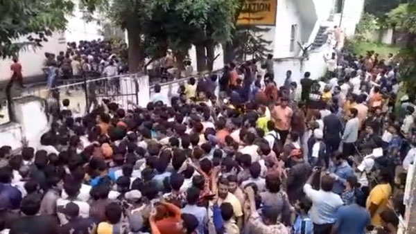 విలో మ్యాచ్ చూడొచ్చు