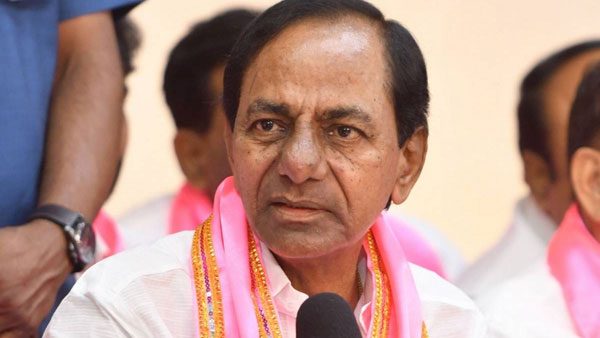 మునుగోడు ఉపఎన్నికపై గురిపెట్టిన కేసీఆర్ ; 100మందితో భారీ స్కెచ్.. వ్యూహమిలా!!